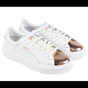 Brand New-Basket Platform Metallic Fashion Sneaker